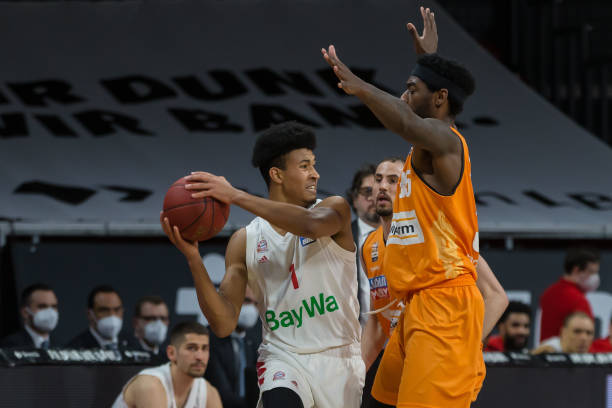 为队友创造 为队友创造