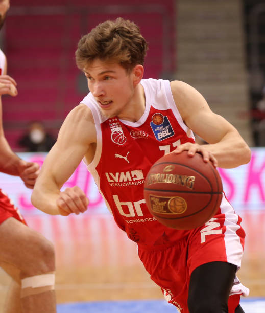 巅峰期间的 巅峰期间的