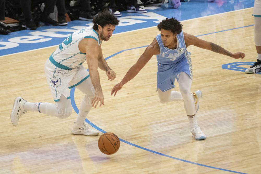 在这个背景 在这个背景