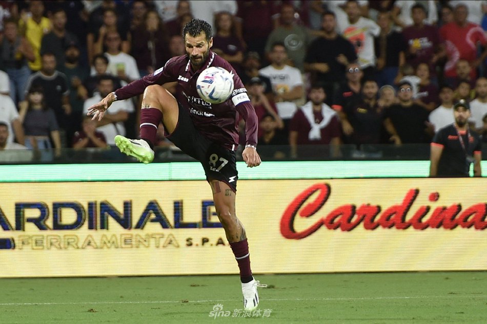 来轰炸乌克 来轰炸乌克