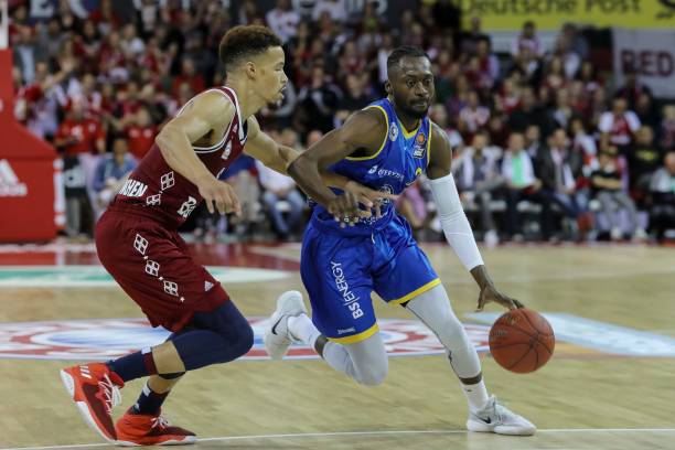 一直以来都 一直以来都